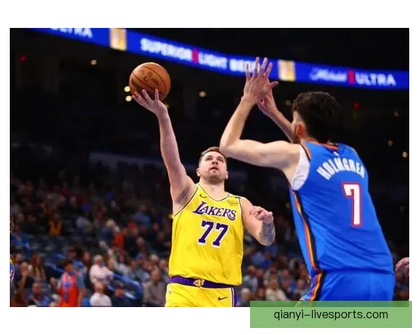 雷霆大胜湖人取得四连胜 SGA贡献28分7篮板7助攻 东契奇伤退终场12600 雷霆大胜湖人取得四连胜 SGA贡献28分7篮板7助攻 东契奇伤退终场12600